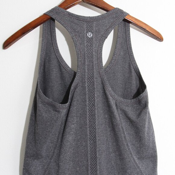 Lululemon Swiftly Tech Racerback Tank Top Heathered Black Gray Seamless Size 6 - Picture 10 of 12